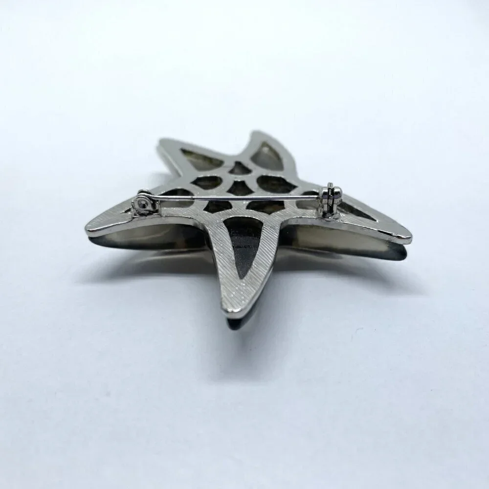 Large Starfish Brooch Silver Tone Metal and Resin Sparkly Bling Beachy Jewelry
